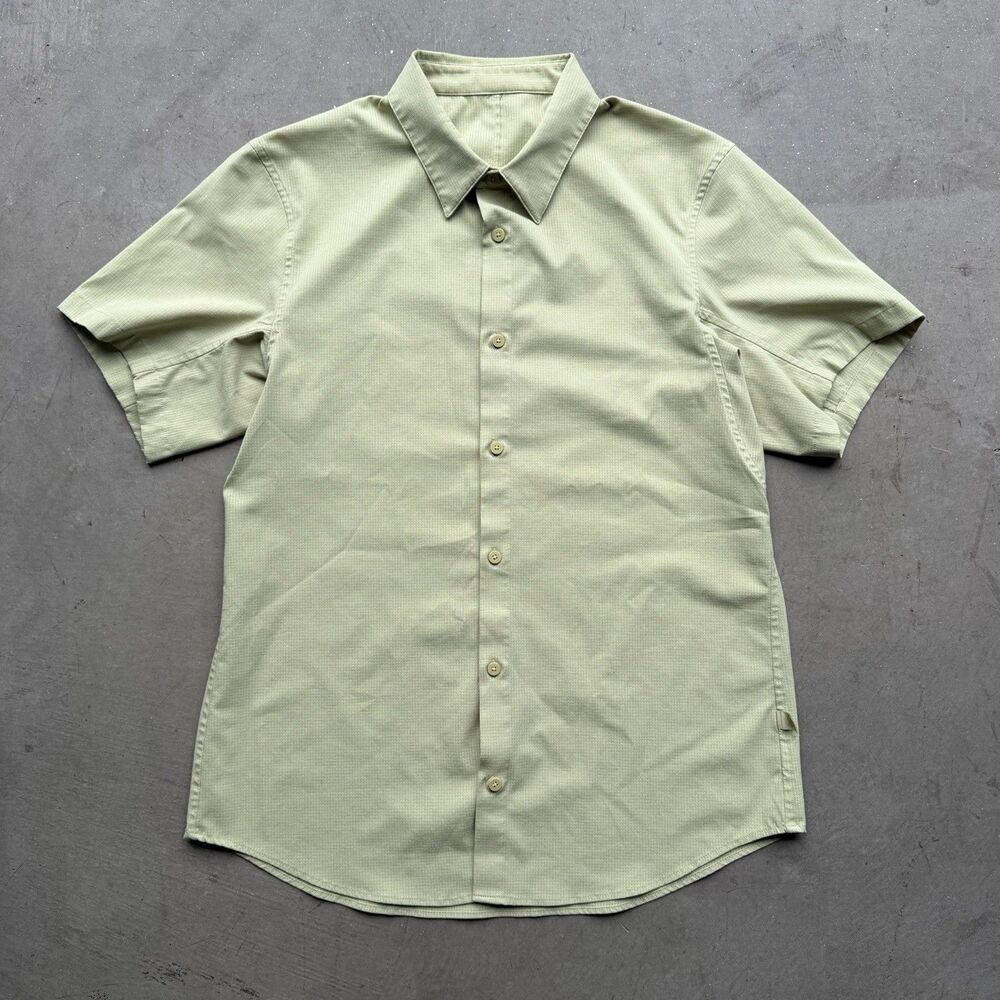 Lululemon Mens Size L One Thing At A Time Yellow Button Up Shirt Casual Gym